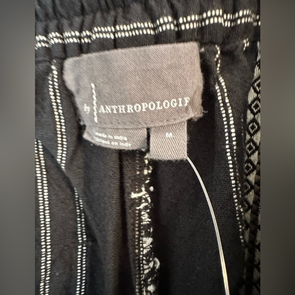 Anthropologie Women’s M Black and White Embroidered Striped Cropped Casual Pants - Picture 7 of 7